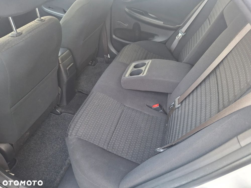 Toyota Corolla 1.6 VVT-i Luna - 5