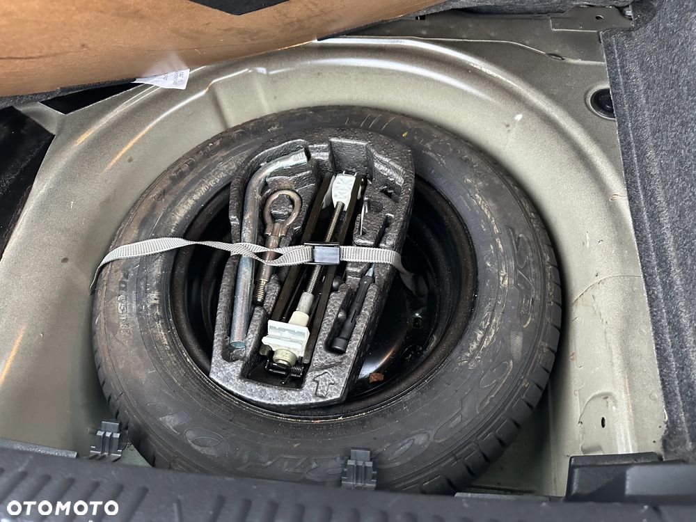 Volkswagen Polo - 17