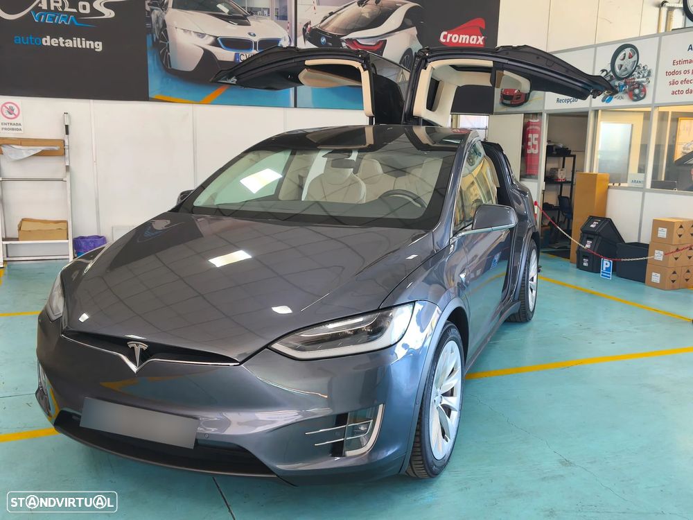 Tesla Model X