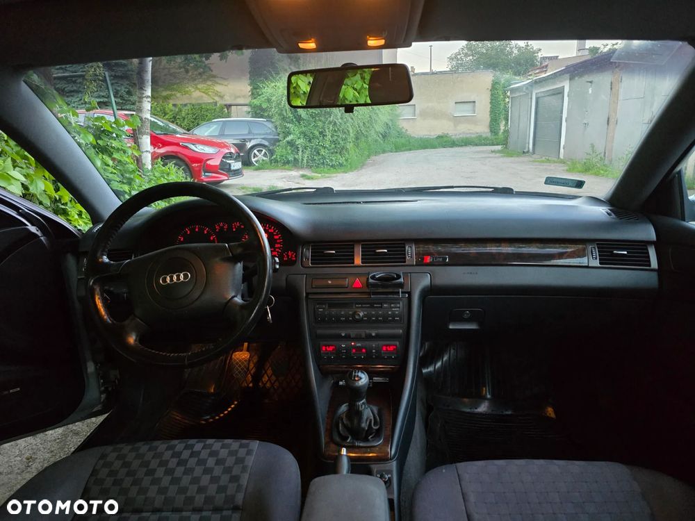 Audi A6 Limousine 1.8T - 13