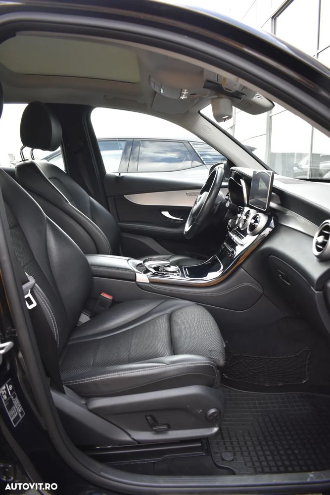 Mercedes-Benz GLC 250 d 4MATIC - 36