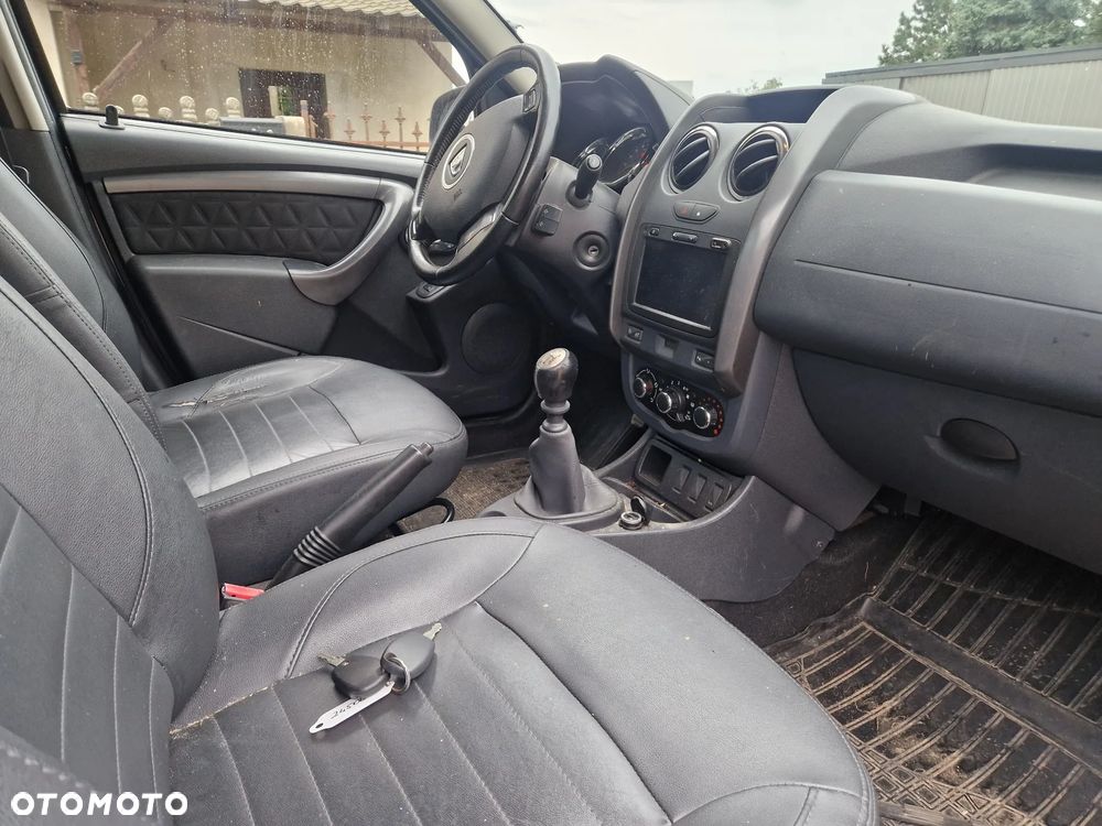Dacia Duster 1.2 TCe Celebration - 9