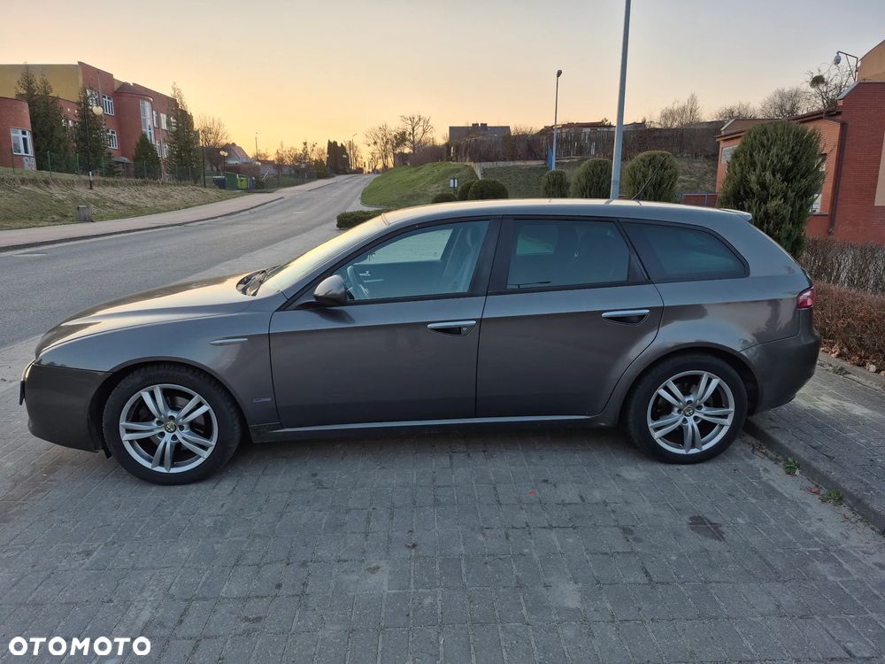 Alfa Romeo 159 - 5