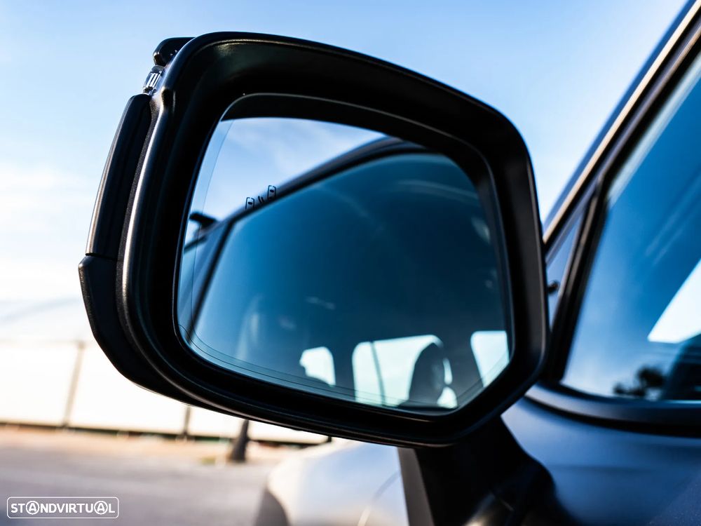 Toyota Land Cruiser - 42