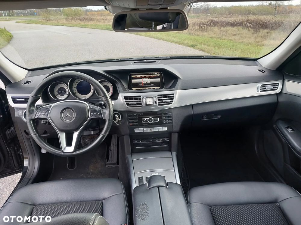 Mercedes-Benz Klasa E 250 BlueTEC 4-Matic Classic - 8