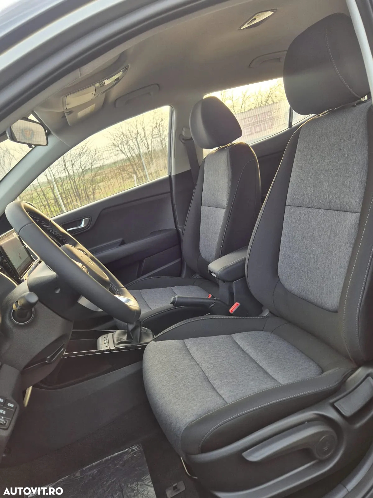 Kia Stonic 1.2 MPI 5MT Urban - 7