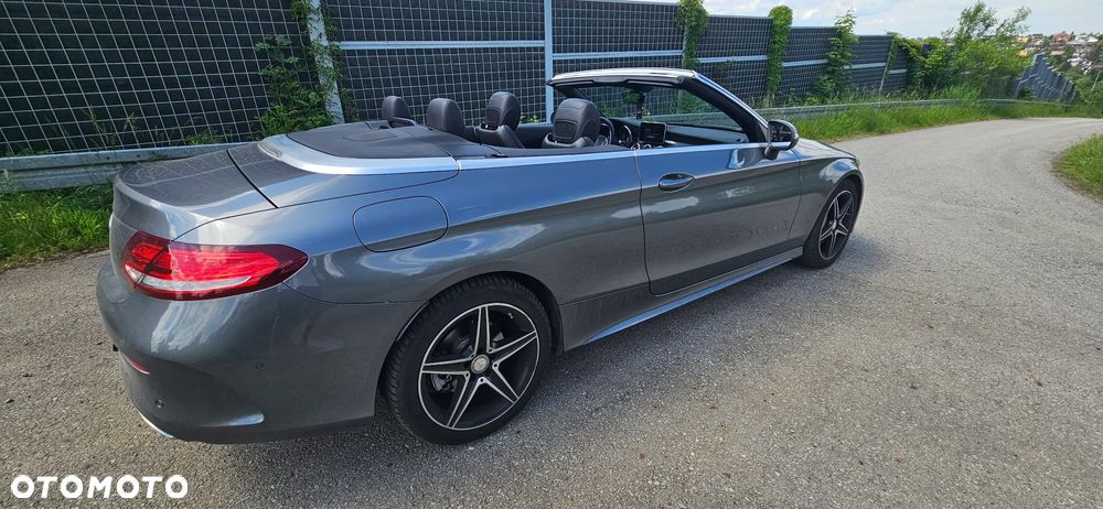 Mercedes-Benz Klasa C 300 9G-TRONIC - 5