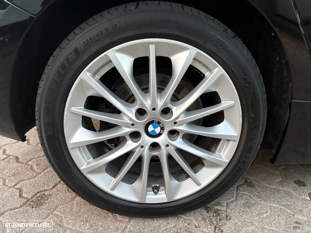 BMW 118 i Advantage - 16
