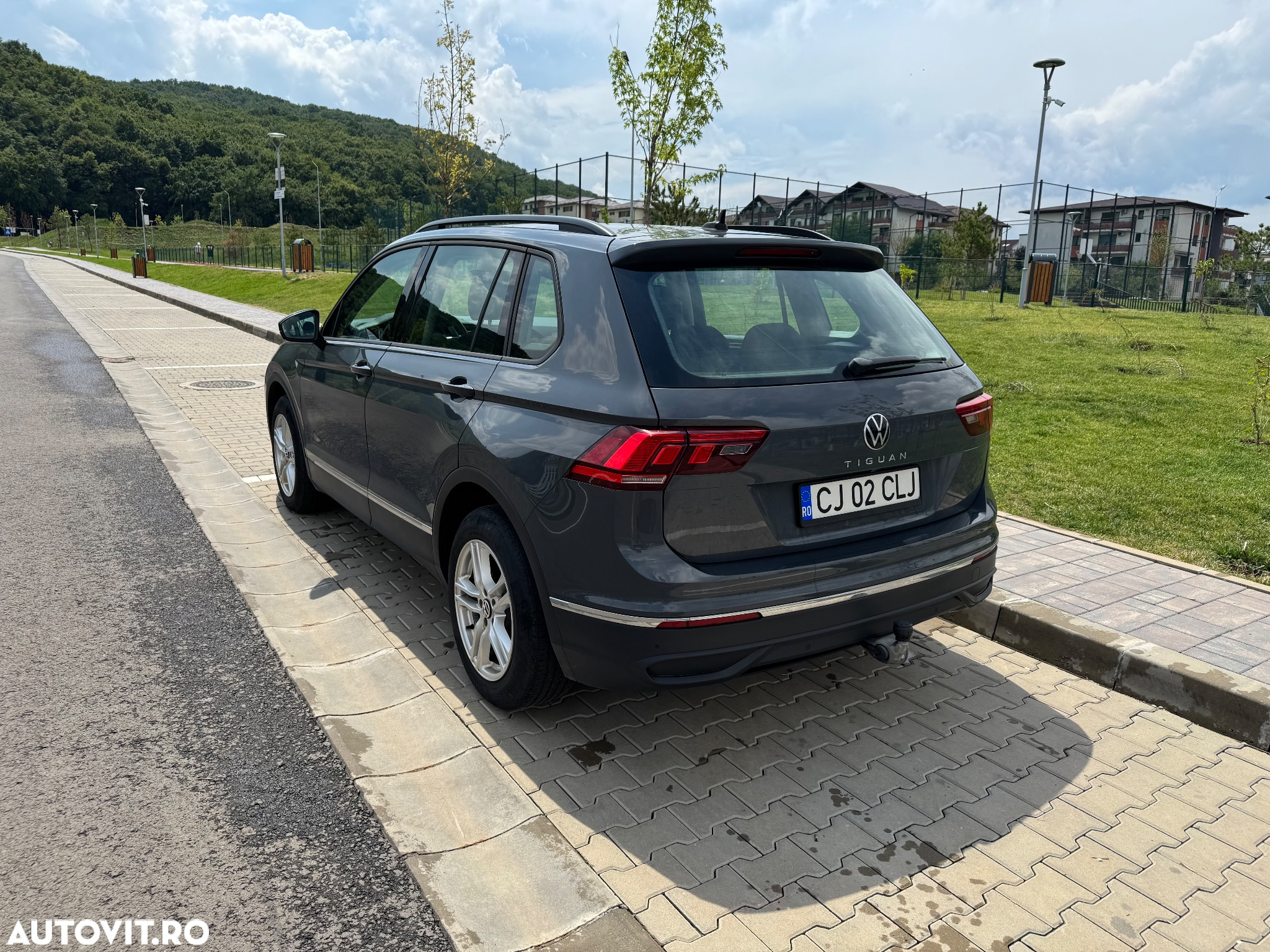 Volkswagen Tiguan 2.0 TDI DSG Life - 21