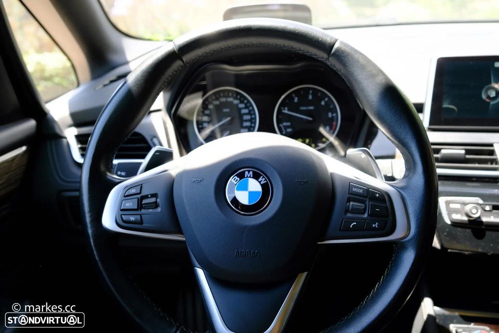 BMW 218 Active Tourer d Line Luxury Auto - 10