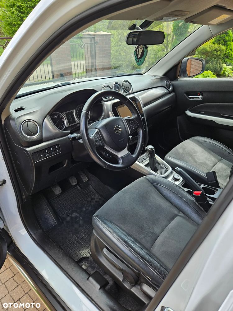 Suzuki Vitara 1.6 XLED 4WD - 9
