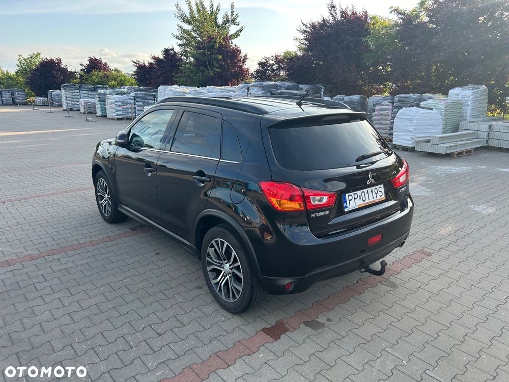Mitsubishi ASX - 8
