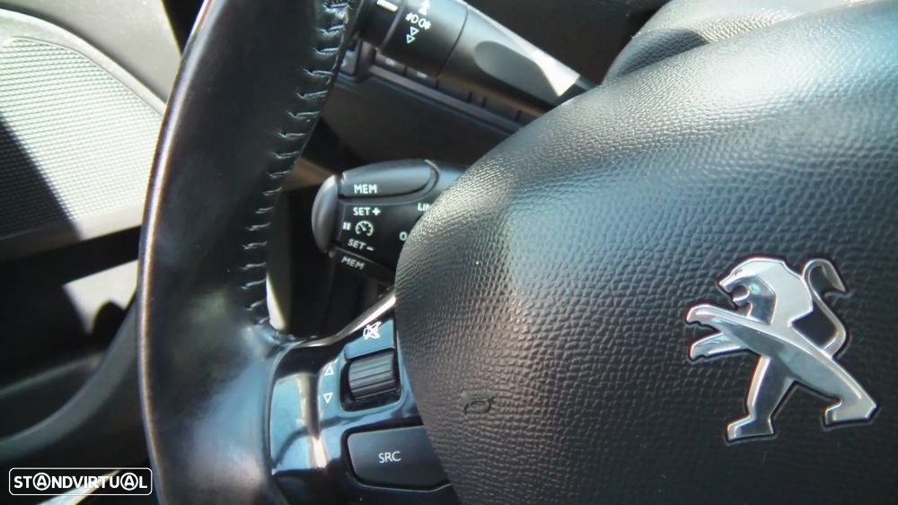 Peugeot 308 SW BlueHDi 120 Stop & Start Nível 2 Business-Line - 20