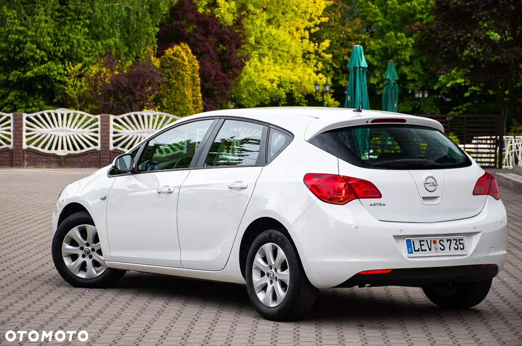 Opel Astra - 28