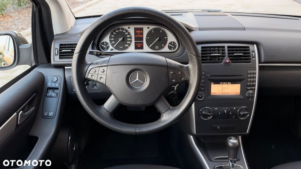 Mercedes-Benz Klasa B 180 CDI Autotronic Special Edition - 18