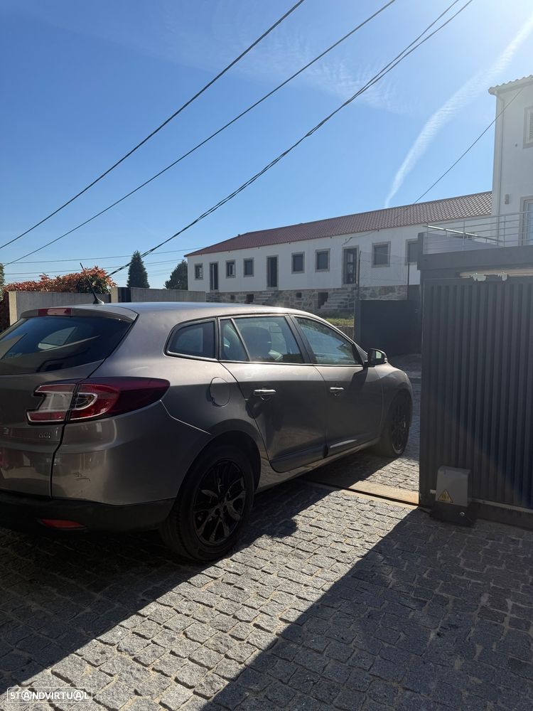 Renault Mégane 1.5 dCi Dynamique - 3