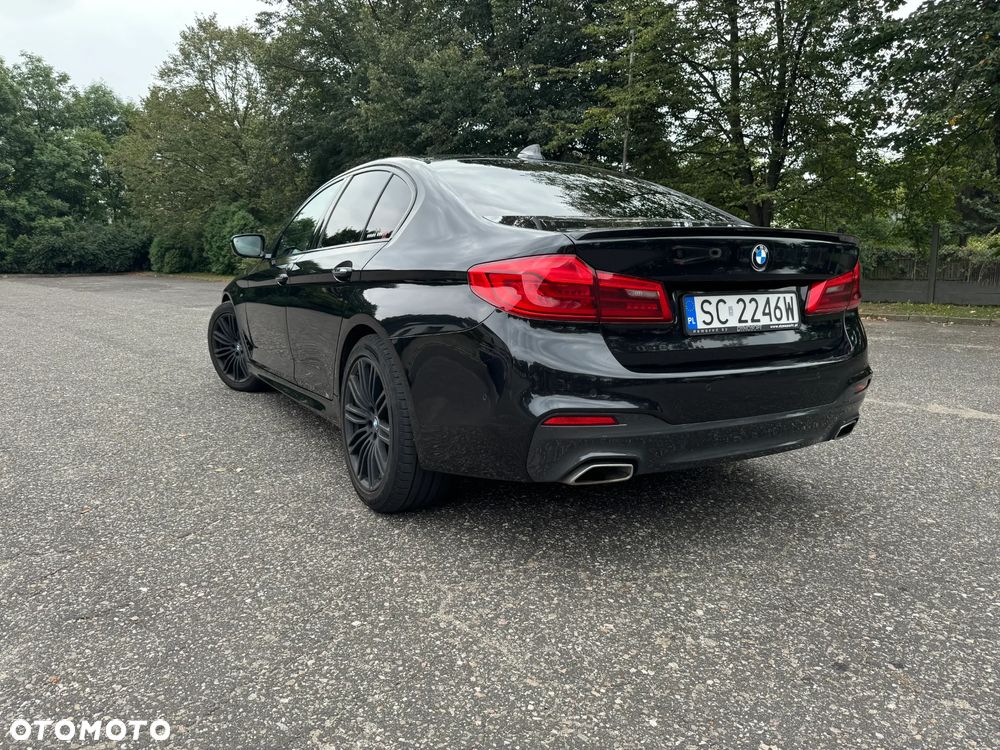 BMW Seria 5 520d M Sport - 3