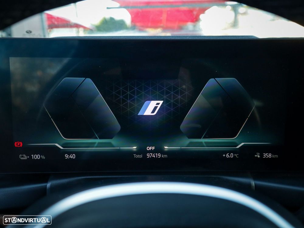 BMW i4 eDrive40 Pack Desportivo M - 31