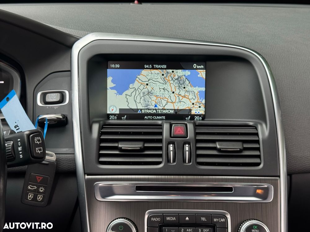 Volvo XC 60 D4 Geartronic Summum - 21