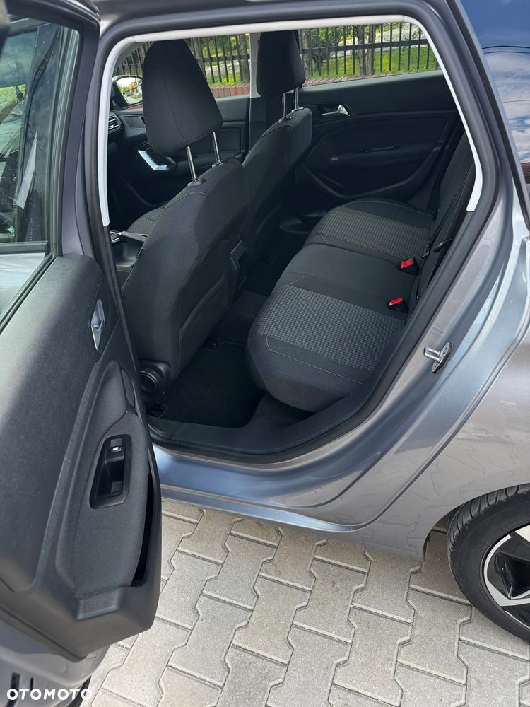 Peugeot 308 - 13