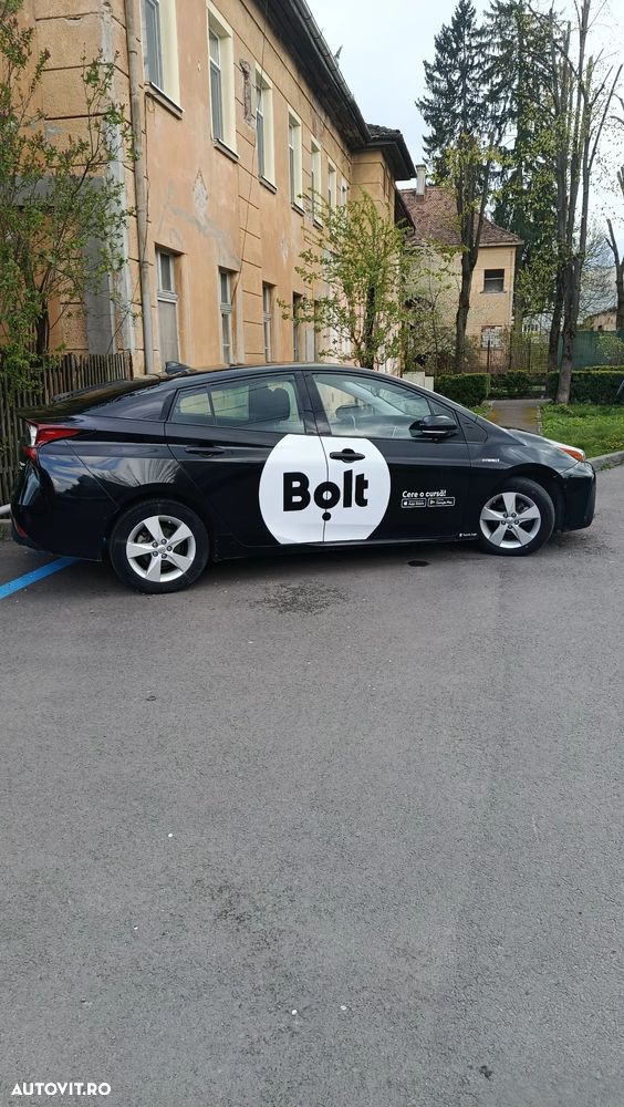 Toyota Prius Hybrid Executive - 3