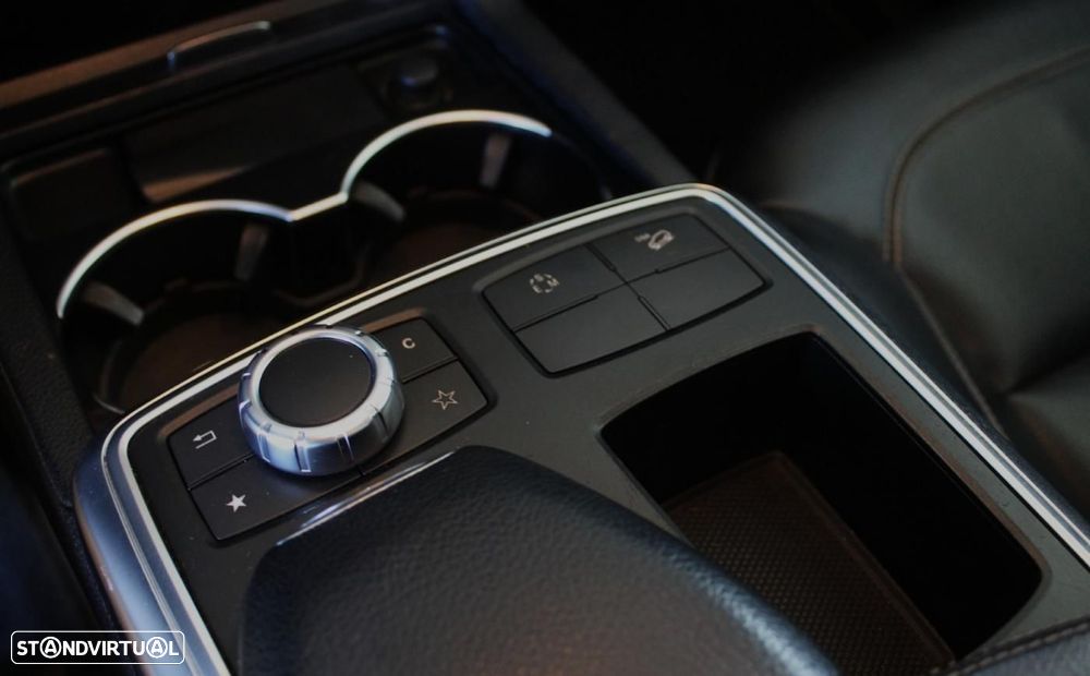 Mercedes-Benz ML 250 BlueTEC 4MATIC 7G-TRONIC - 24