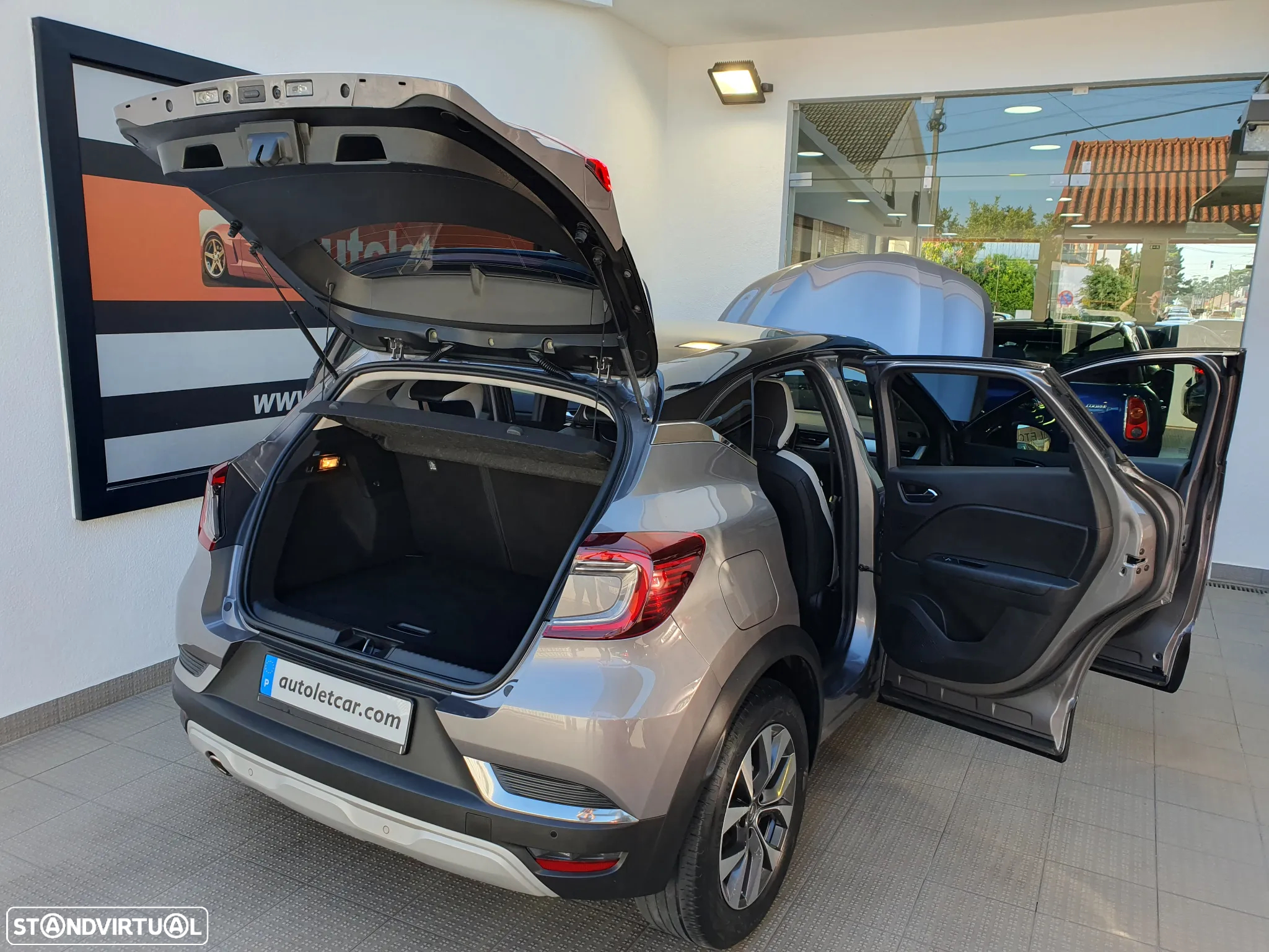 Renault Captur 1.5 dCi Exclusive EDC - 22