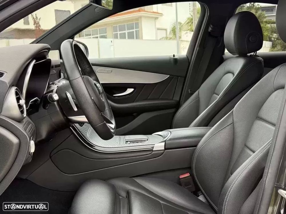 Mercedes-Benz GLC 300 de Coupé 4Matic - 24