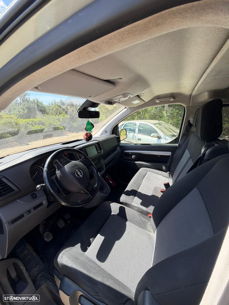 Renault VIVARO - 2