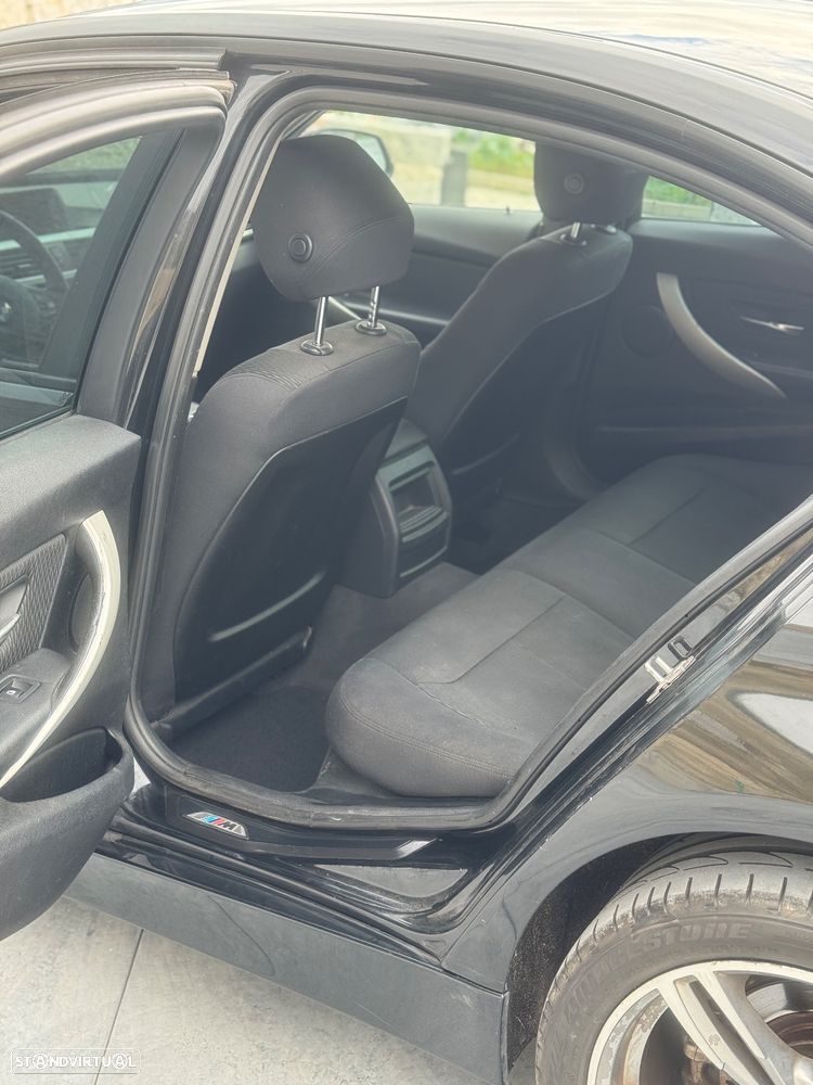 BMW 316 d Luxury Line - 12