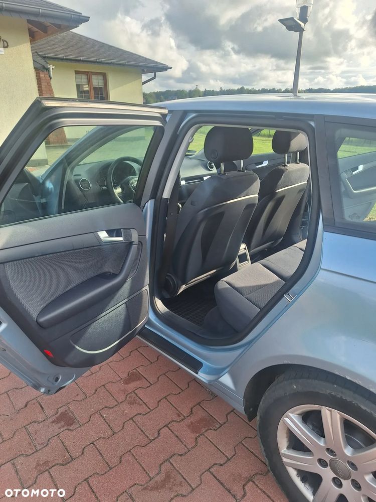 Audi A3 Sportback - 16