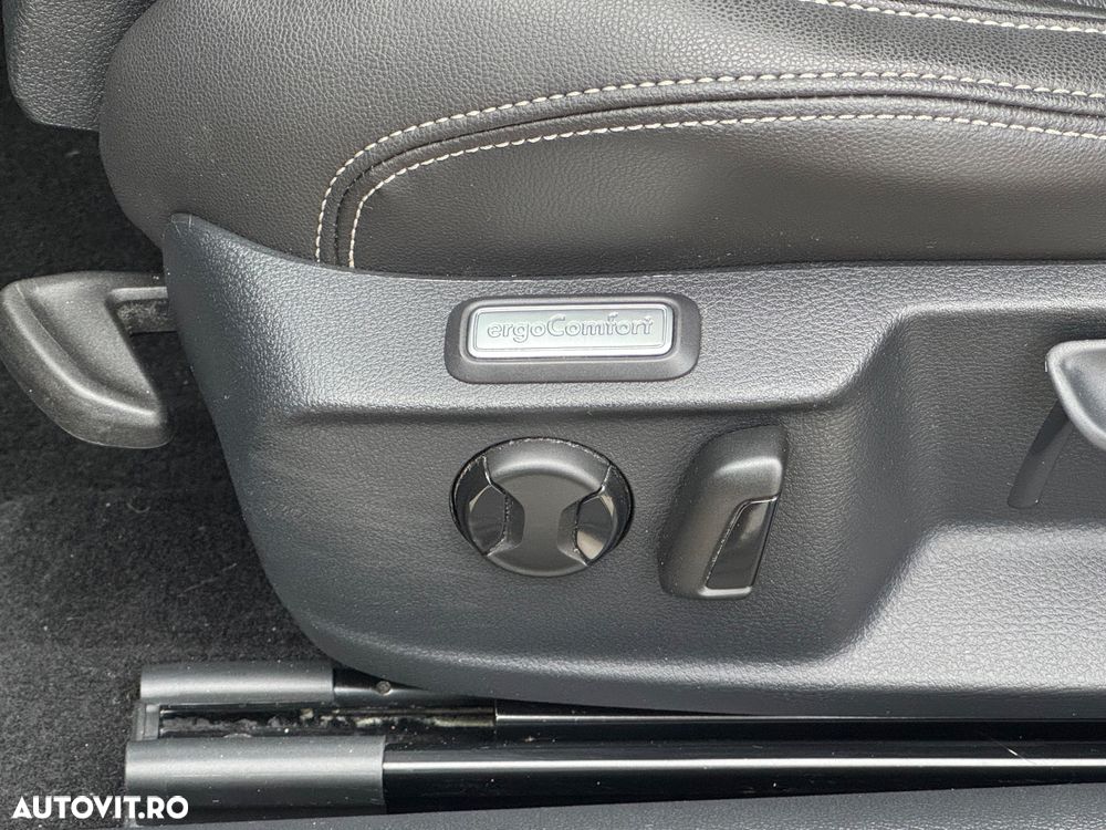 Volkswagen Passat 1.5 TSI ACT OPF Trendline - 12