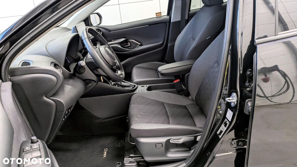 Toyota Yaris Hybrid 1.5 Style - 11