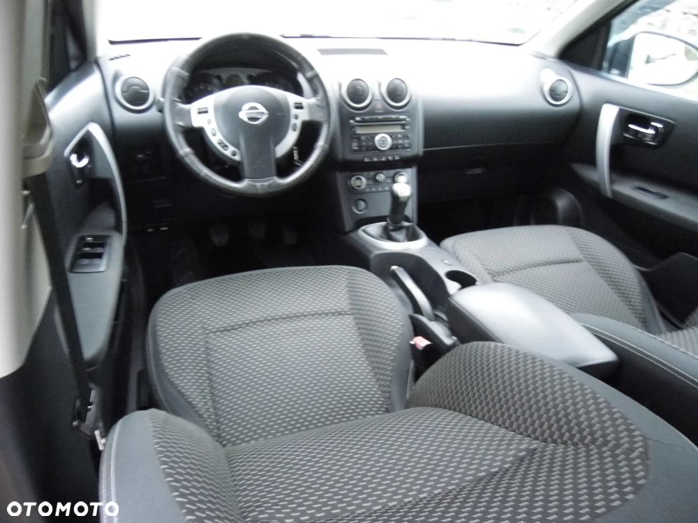 Nissan Qashqai 1.6 visia - 27