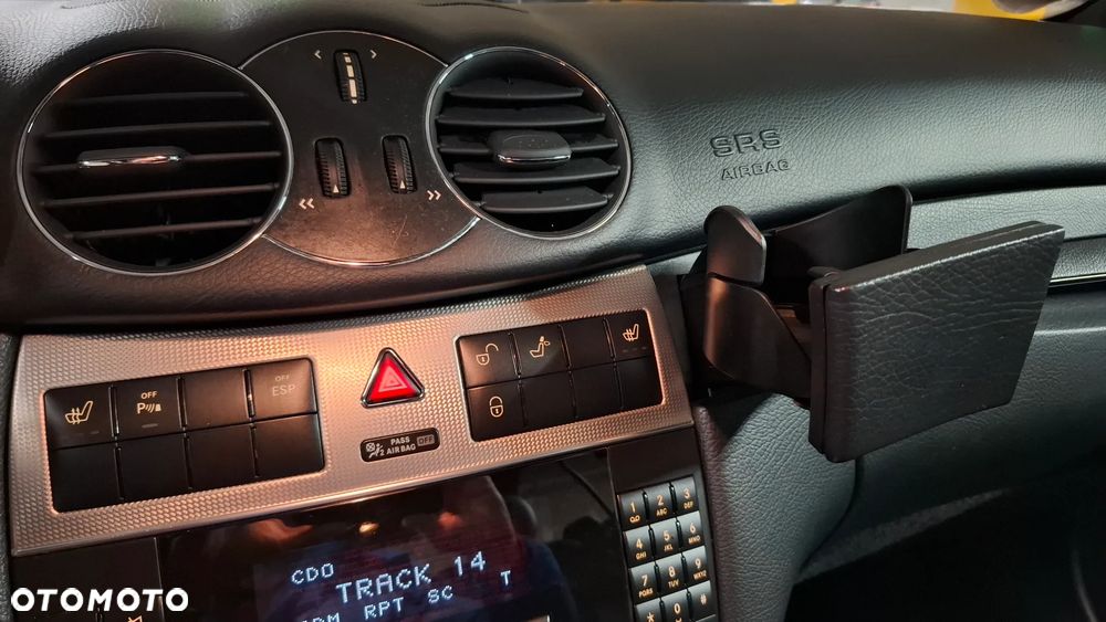 Mercedes-Benz CLK - 11