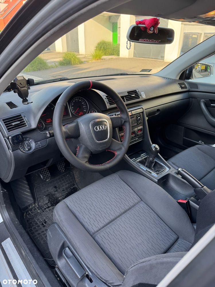 Audi A4 Avant 2 - 13