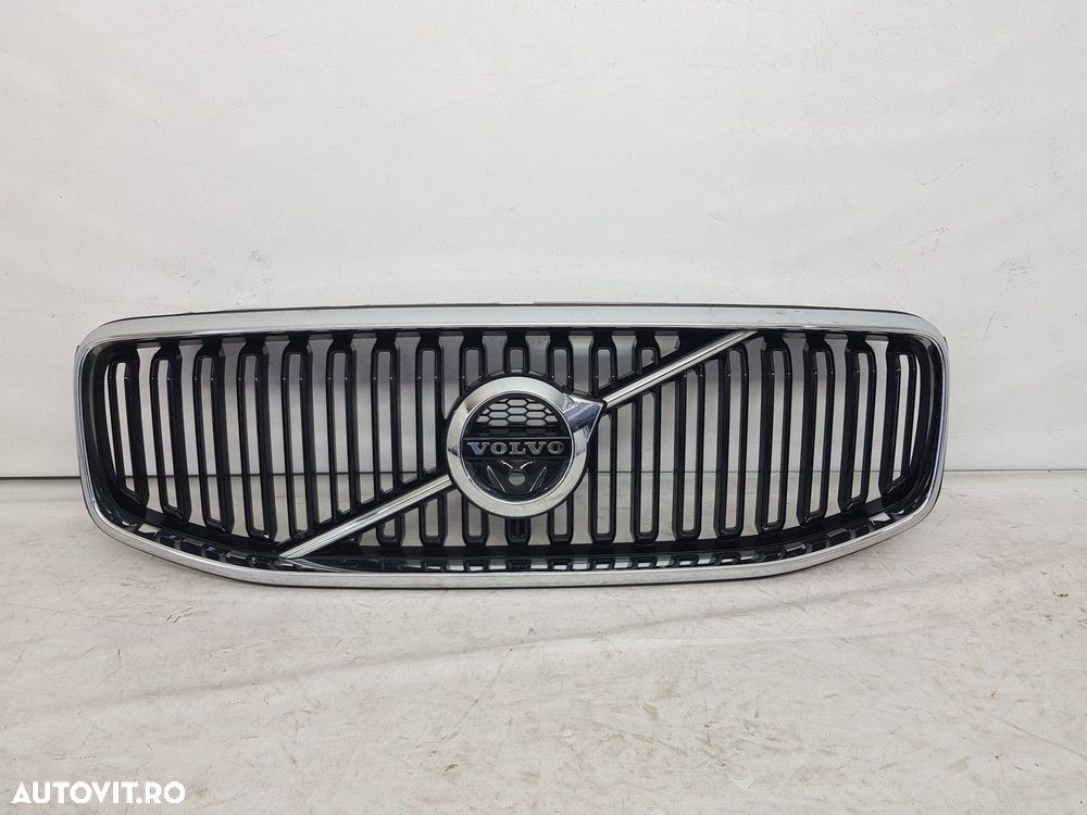 Grila radiator Volvo XC60 dupa 2017 - 1