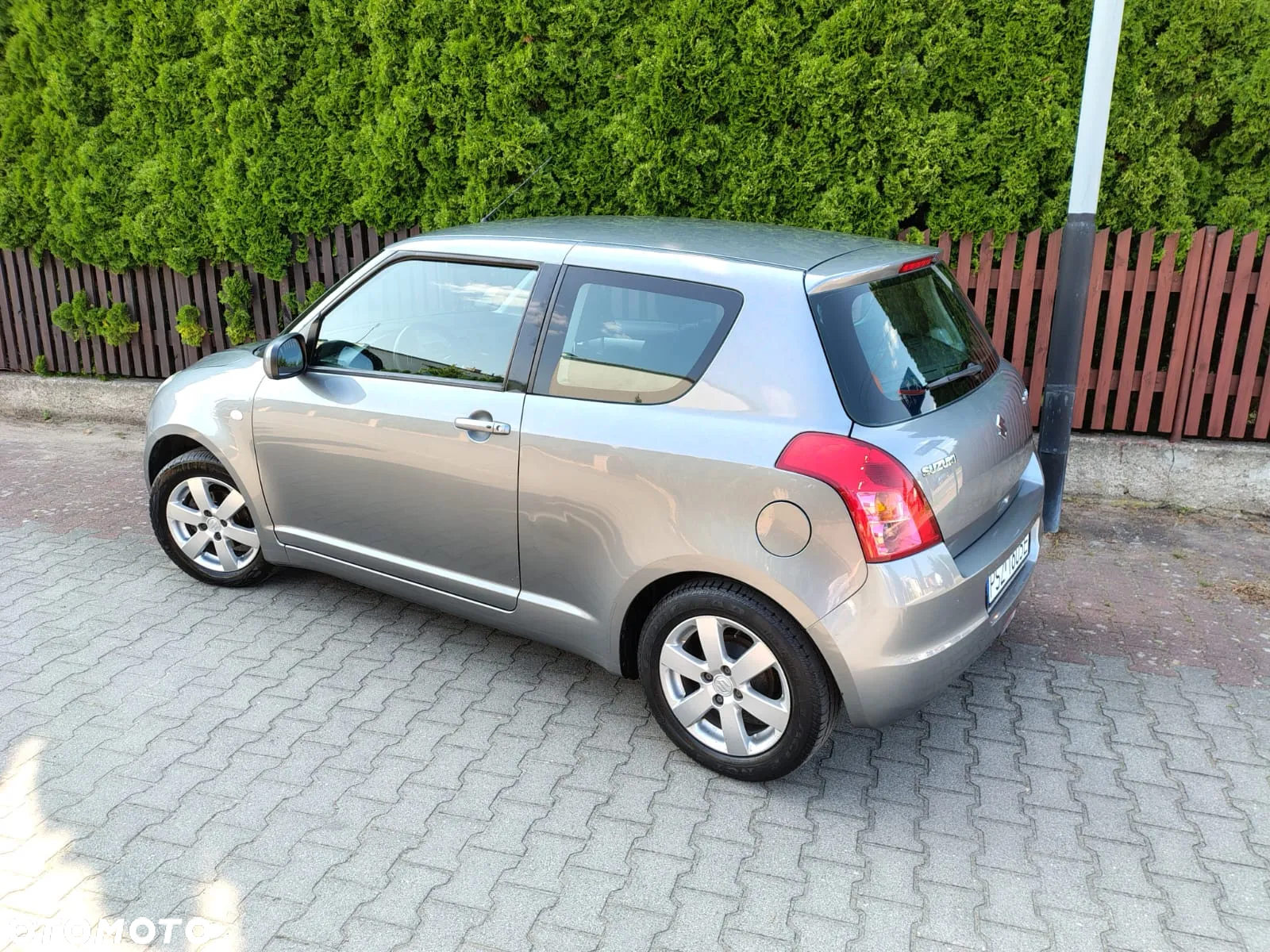 Suzuki Swift 1.3 A-M-T Comfort - 8