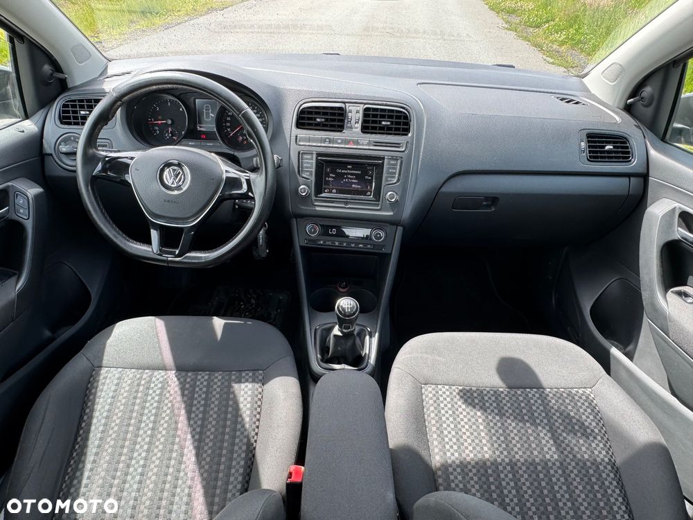 Volkswagen Polo 1.4 TDI (Blue Motion Technology) Comfortline - 8