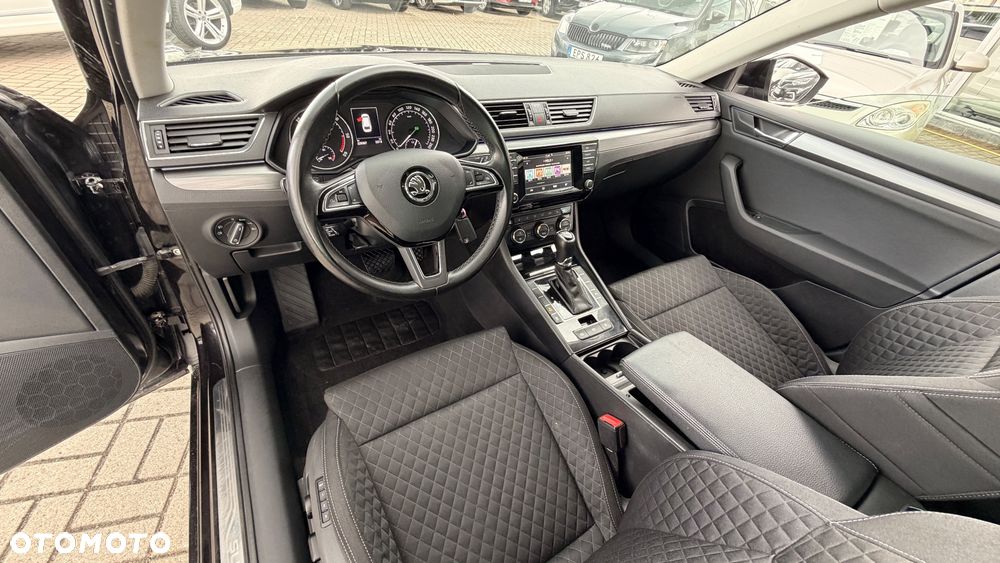 Skoda Superb 2.0 TDI Active DSG - 6