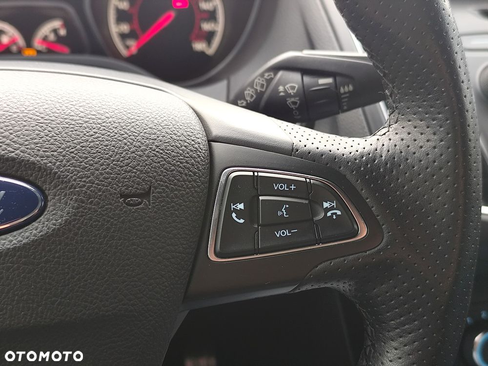 Ford Focus 2.0 EcoBoost ST - 23