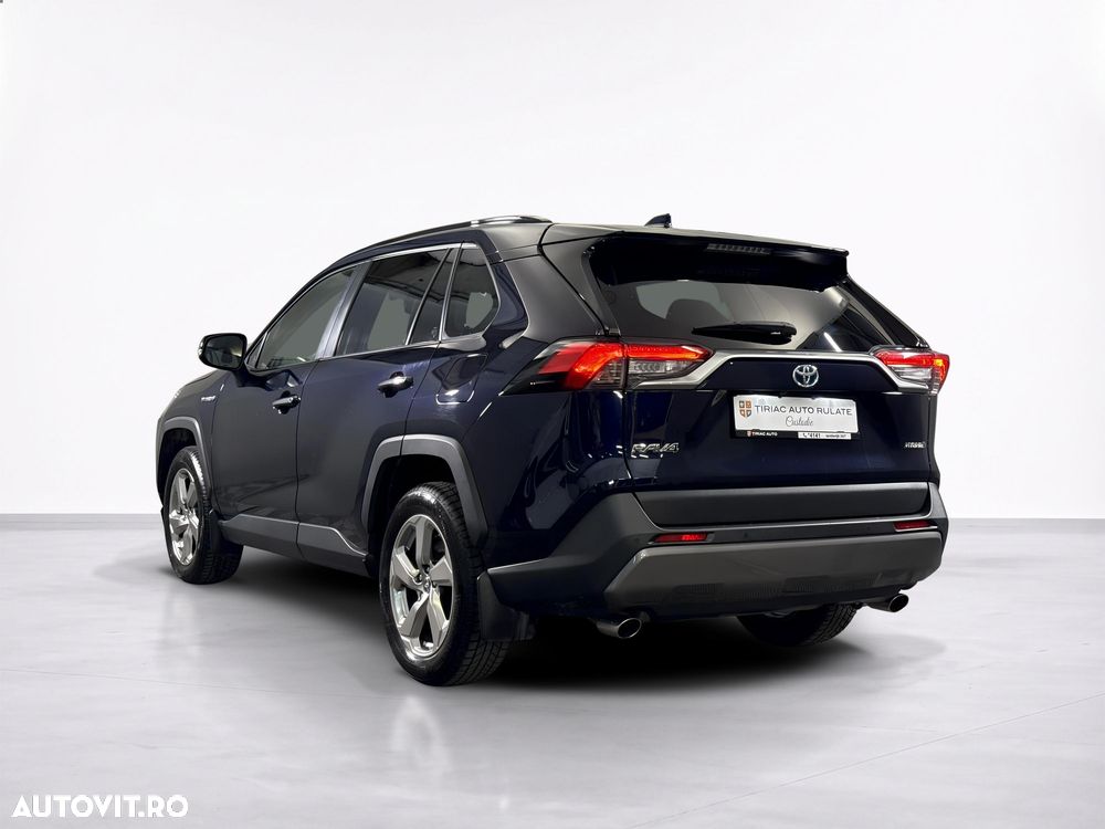 Toyota RAV4 - 4