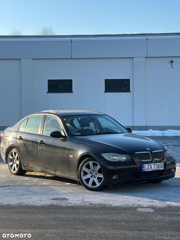 BMW Seria 3 325i - 1
