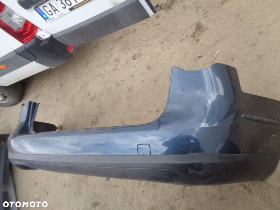 VW PASSAT B6 KOMBI ZDERZAK TYŁ TYLNY