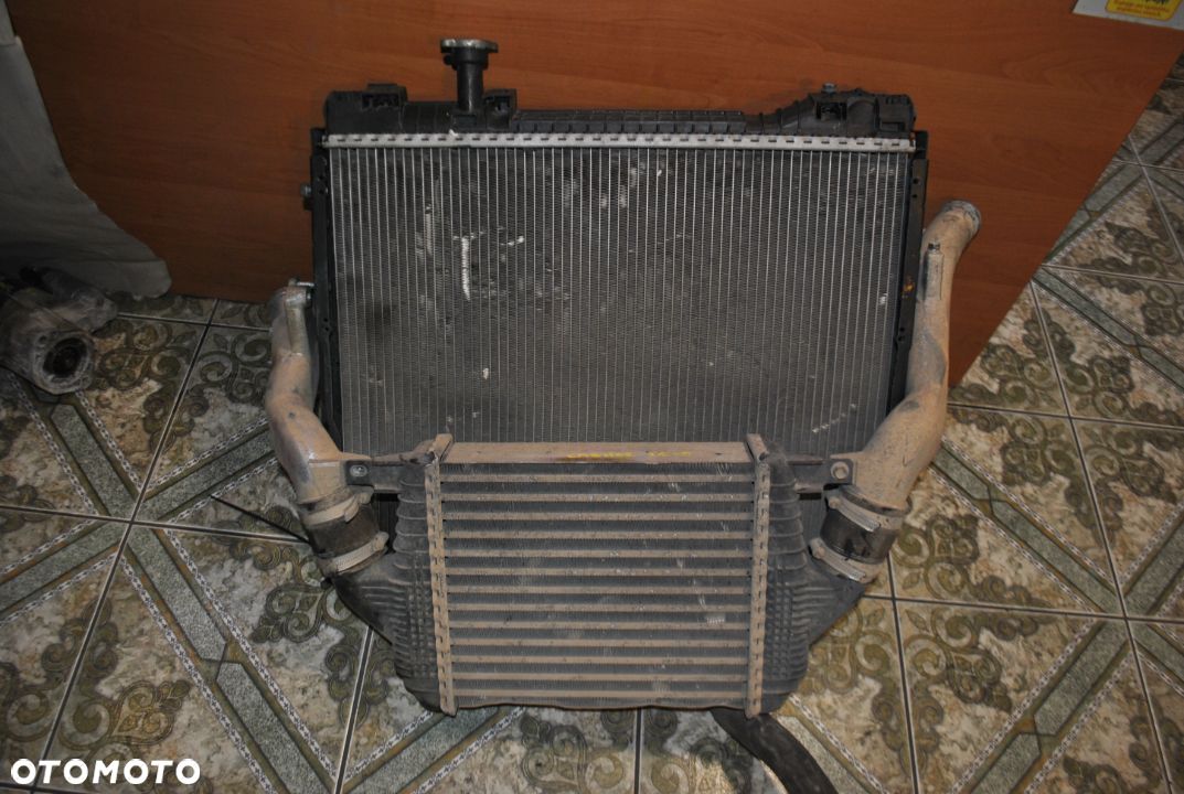 Komplet chłodnic Maxity Cabstar 2.5 DCI - 1