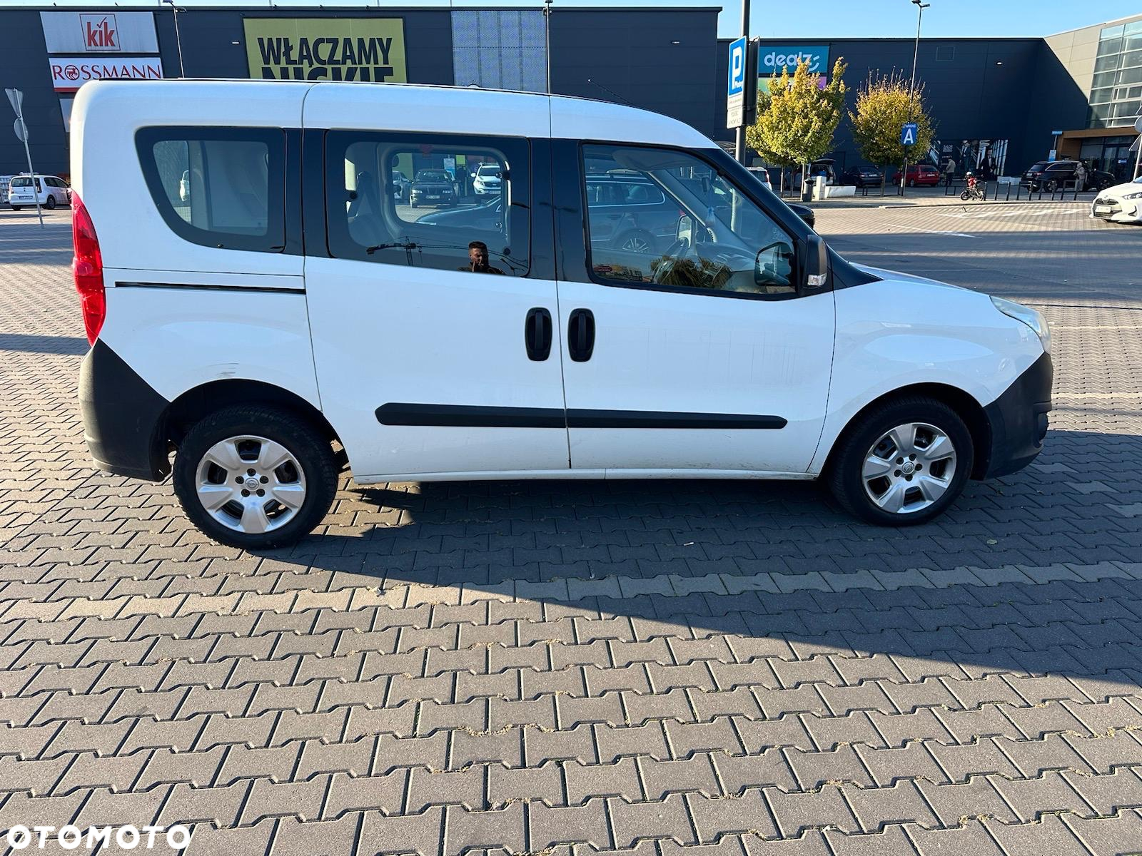 Opel Combo - 4