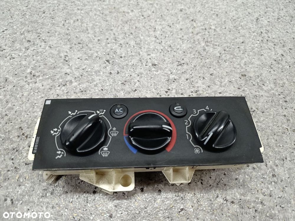 PANEL NAWIEWU RENAULT MASTER II FL G2202 BEHR - 2