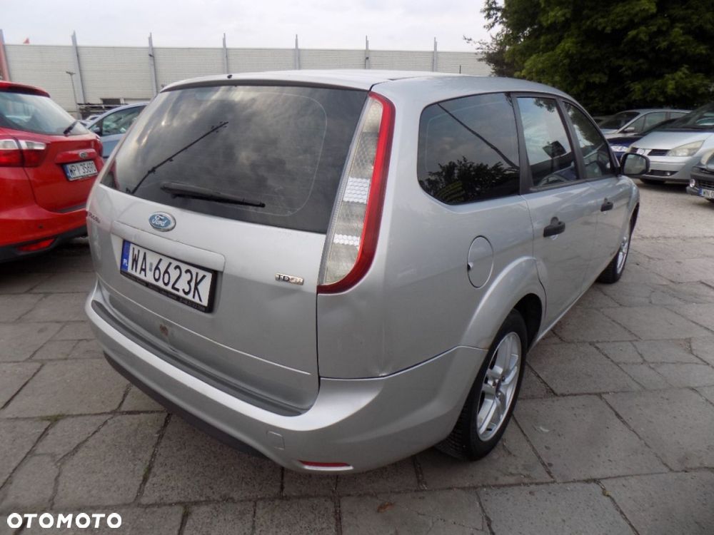 Ford Focus - 4