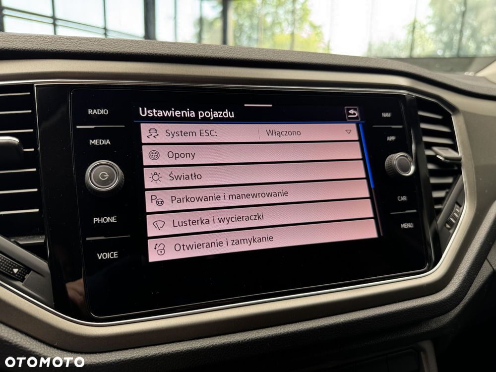 Volkswagen T-Roc 1.0 TSI Advance - 33