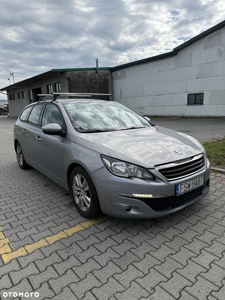 Peugeot 308 - 1
